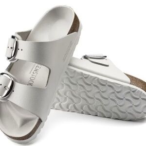 Birkenstock Arizona Big Buckle Sandals in White NWOT EU38